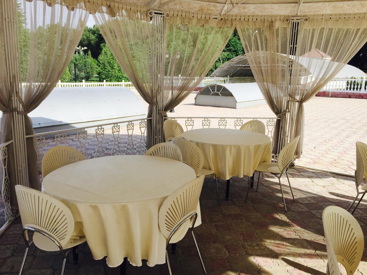 Hotel Ark Ms Taraz Zewnętrze zdjęcie