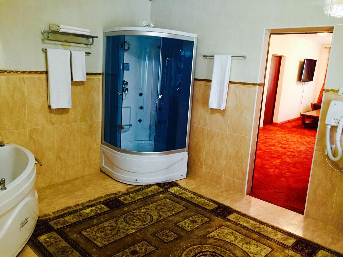 Hotel Ark Ms Taraz Zewnętrze zdjęcie