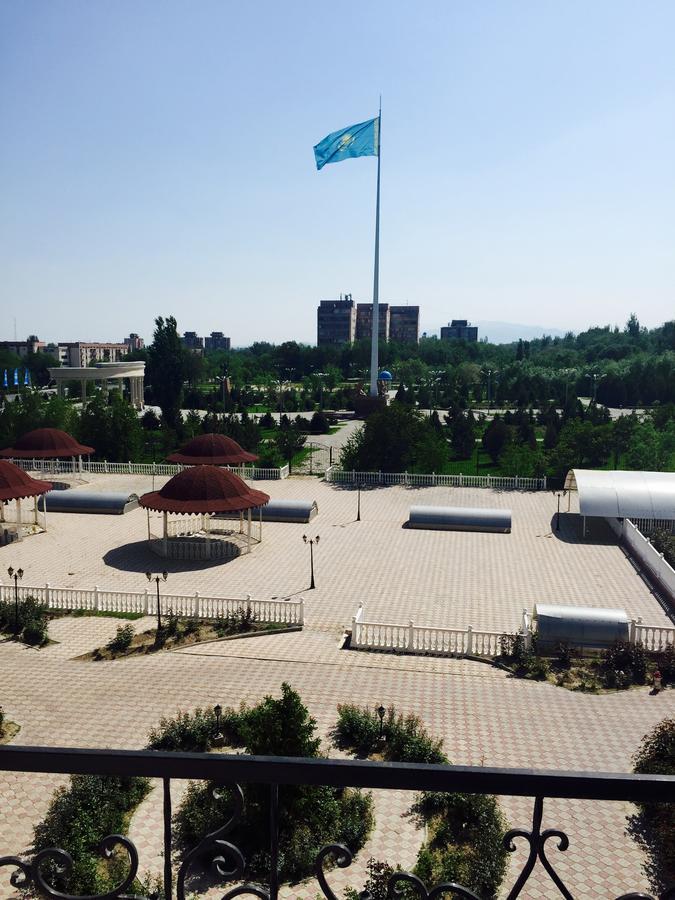 Hotel Ark Ms Taraz Zewnętrze zdjęcie