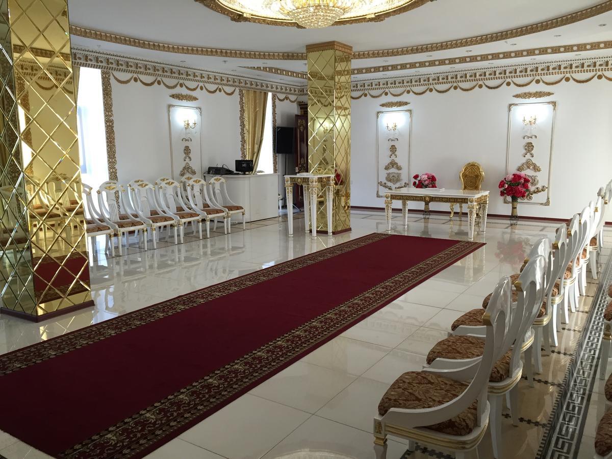 Hotel Ark Ms Taraz Zewnętrze zdjęcie