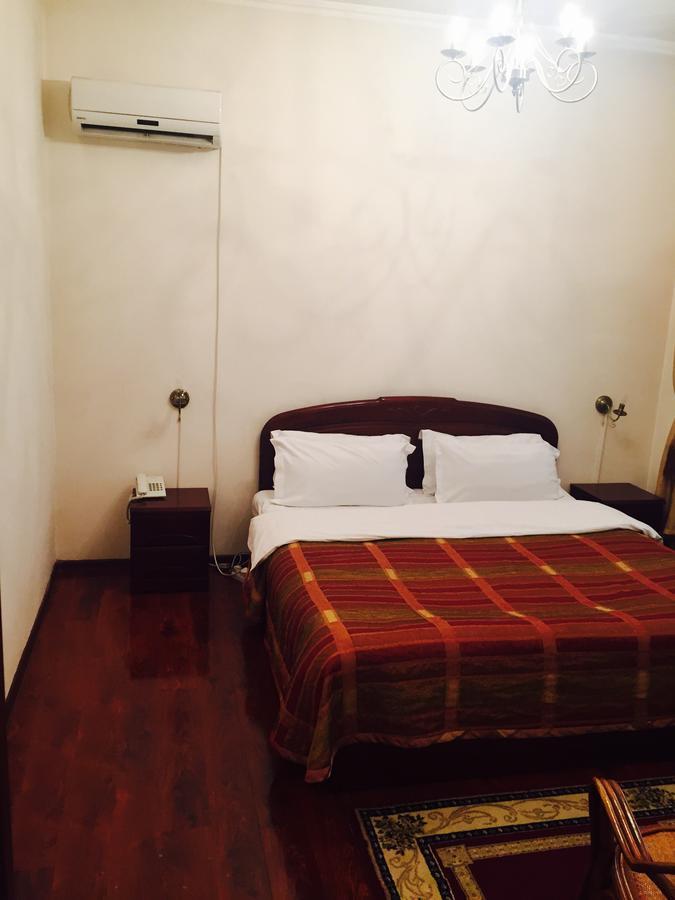 Hotel Ark Ms Taraz Zewnętrze zdjęcie