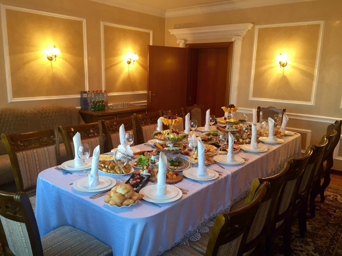 Hotel Ark Ms Taraz Zewnętrze zdjęcie